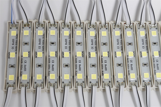 Οδηγημένη έγχυση ελαφριά ενότητα 12v 1.5w κιβωτίων υψηλής δύναμης εικονοκύτταρο 5730 σημείων Smd2835 5054 προγραμματίσημο