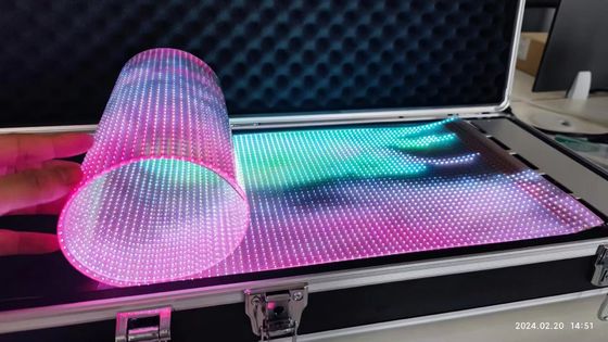 Εικόνα διαφανούς ταινίας LED χρώματος RGB P10 Εσωτερική σκληρή / ευέλικτη οθόνη οθόνης LED