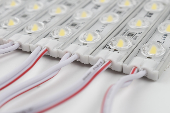 Πολυχρωματική SMD3030 100LM RGB DC12V 1W Αδιάβροχη φωτεινή μονάδα LED Εξωτερική διαφήμιση